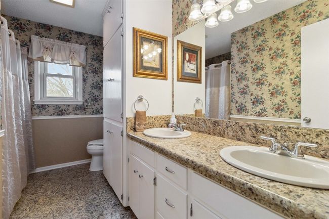 275 Saegert Rd, House other with 4 bedrooms, 2 bathrooms and 4 parking in Paige TX | Image 27