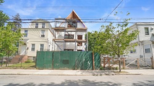 4564 Matilda Ave, Bronx, NY, 10470-1505 | Card Image