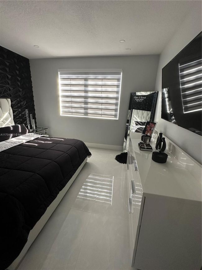 APT-1601 - 8520 Nw 139 Th Ter, Townhouse with 3 bedrooms, 3 bathrooms and null parking in MIAMI LAKES FL | Image 17