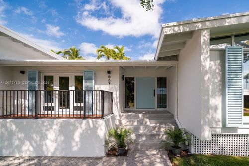 669 S Mashta Dr, Key Biscayne, FL, 33149-1747 | Card Image