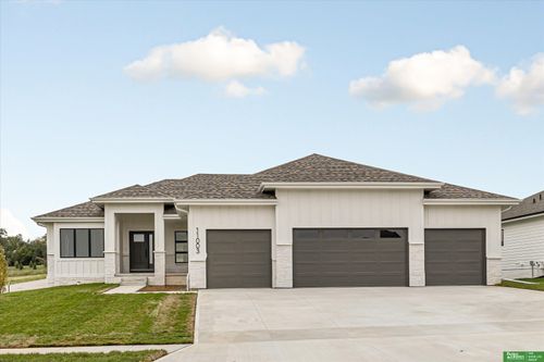 11003 S 98th St, Papillion, NE, 68046-5107 | Card Image