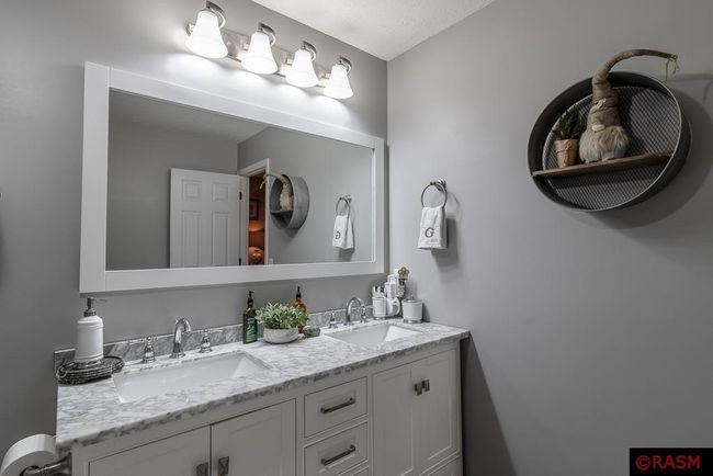 20206 Monks Ave, House other with 5 bedrooms, 3 bathrooms and null parking in Mankato MN | Image 22