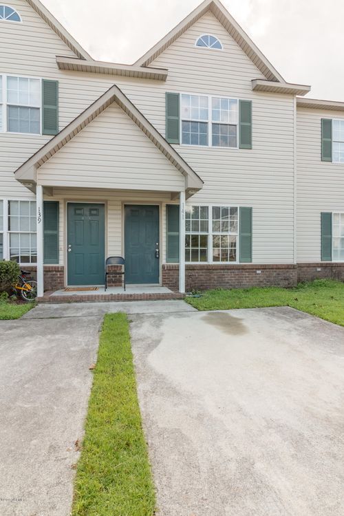 141 Mesa Ln, Jacksonville, NC, 28546-9511 | Card Image
