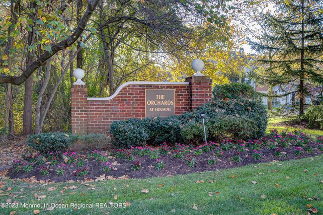 41 Durant Ave, Condo with 2 bedrooms, 3 bathrooms and null parking in Holmdel NJ | Image 33