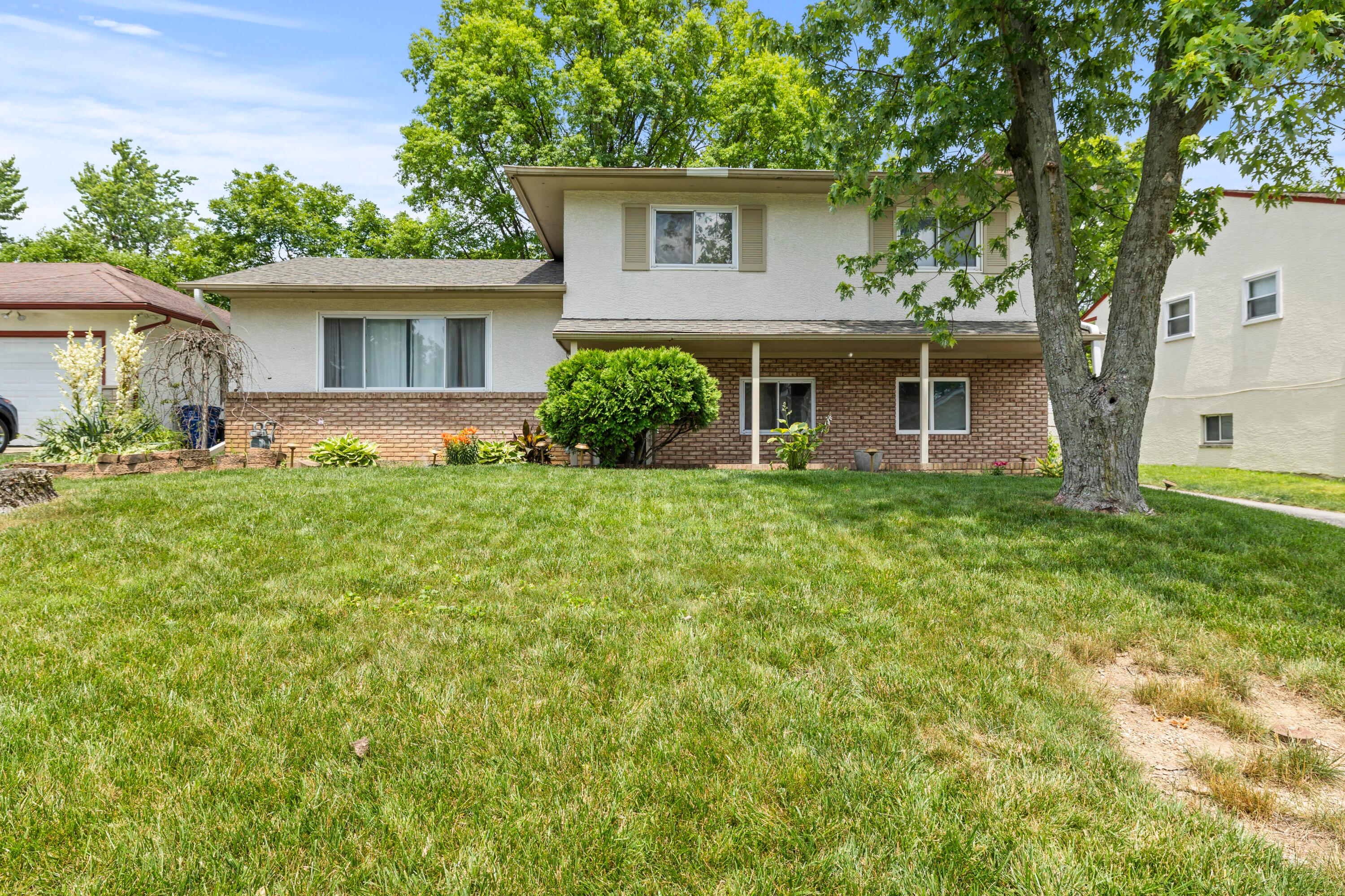 Liv Moor Dr, Columbus, OH 43227