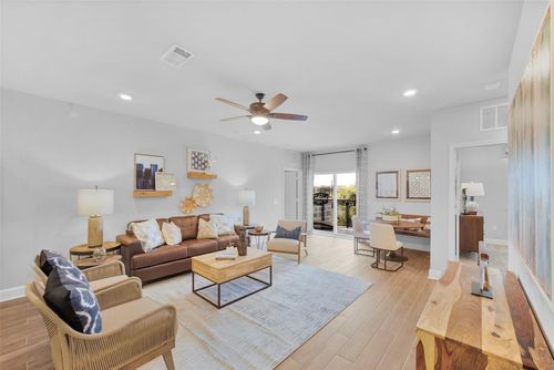 apt-3104-6804 Westview Dr, Houston, TX, 77055-6910 | Card Image