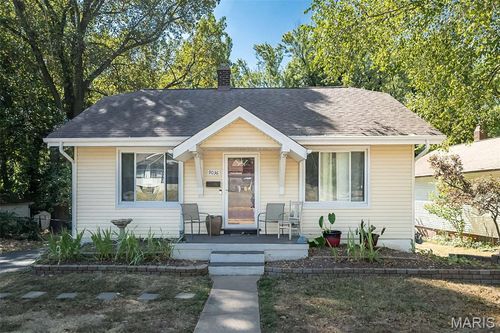 9036 Argyle Ave, Saint Louis, MO, 63114-4822 | Card Image