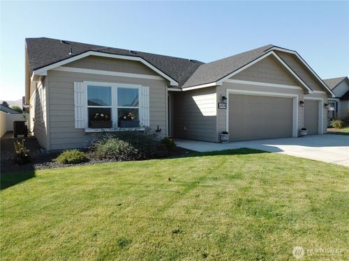 6108 Whitman Ave, Yakima, WA, 98903-1279 | Card Image