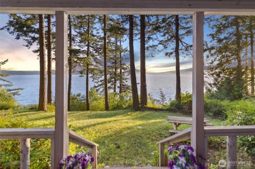 2726 Sea Garden Ln, Camano Island, WA, 98282-2101 | Card Image