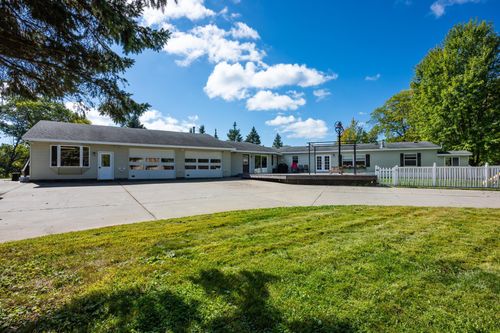 151 Woodsmen Dr Ne, Alexandria, MN, 56308-8229 | Card Image