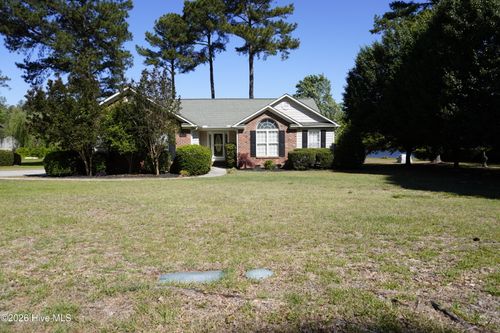 170 Russett Ct, Whispering Pines, NC, 28327-9208 | Card Image