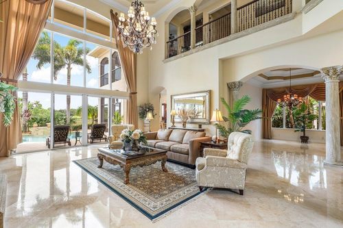 108 Se Via San Ramone, Port St Lucie, FL, 34984-6631 | Card Image