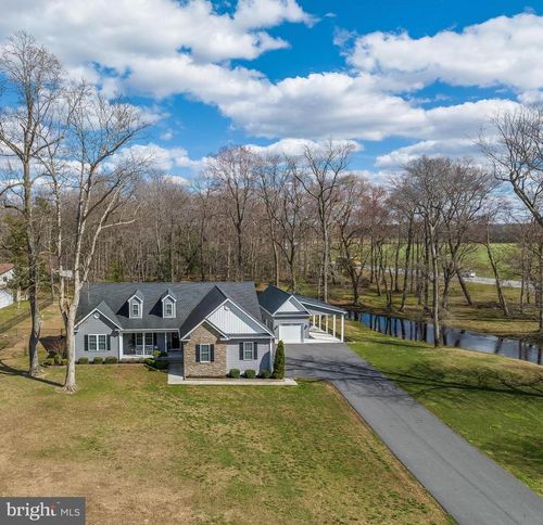 8485 Hollybrook Dr, LINCOLN, DE, 19960-3400 | Card Image