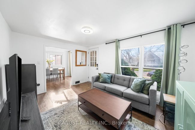 19 Beaucourt Rd, House other with 5 bedrooms, 3 bathrooms and 4 parking in Hamilton ON | Image 5