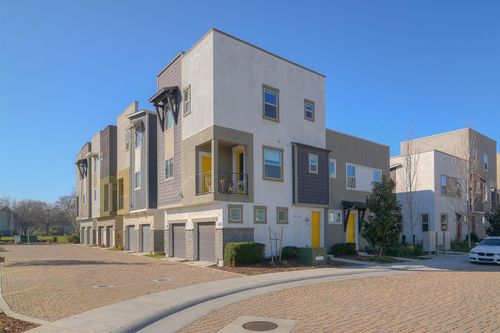 288 Log Pond Ln, Sacramento, CA, 95818-1137 | Card Image
