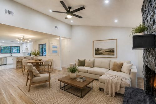 13126 Mill Stone Dr, Austin, TX, 78729-2725 | Card Image