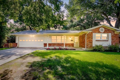 5817 Trail Lake Drive, Fort Worth, TX, 76133 | Card Image