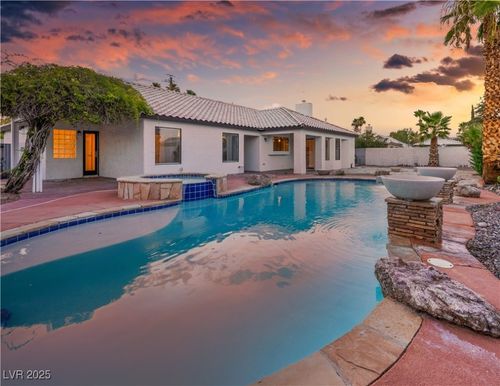 3605 N Torrey Pines Dr, Las Vegas, NV, 89108-5301 | Card Image