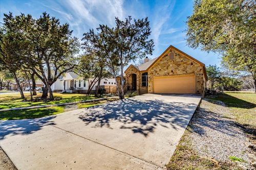 11 Rhapsody Ln, Wimberley, TX, 78676-2014 | Card Image