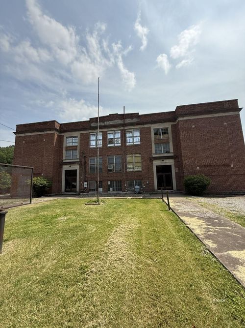 46565 State Route 248, Long Bottom, OH, 45743-9013 | Card Image