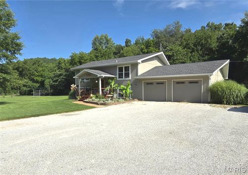 6365 Lang Valley Dr, House Springs, MO, 63051-2364 | Card Image