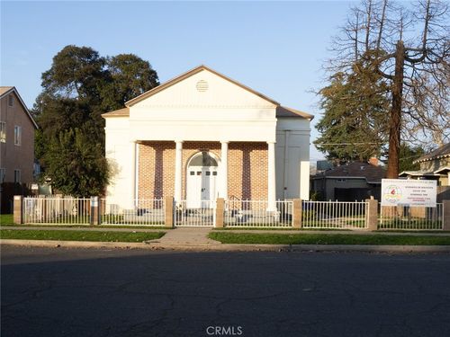 203 W 20th St, Merced, CA, 95340-3811 | Card Image