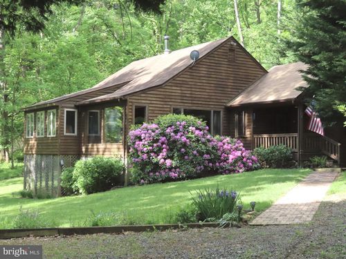 87 Woodland Ln, HUNTLY, VA, 22640-3037 | Card Image