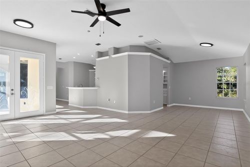 600 Gina Ln, Melbourne, FL, 32940-7046 | Card Image