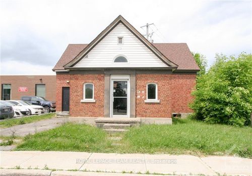 10 King St, Chesterville, ON, K0C1H0 | Card Image