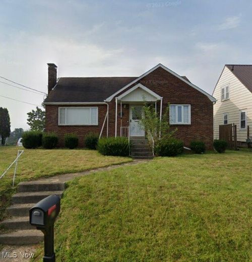 146 Owings St, Weirton, WV, 26062-2373 | Card Image