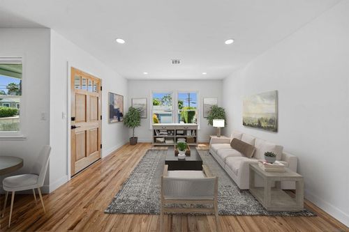 1663 Parrot St, San Diego, CA, 92105-5619 | Card Image