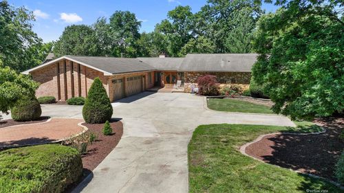 5N750 Medinah Rd, Medinah, IL, 60157-9678 | Card Image