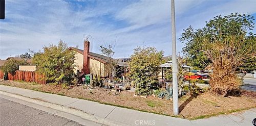 14241 Stonehurst Dr, Moreno Valley, CA, 92553-6761 | Card Image