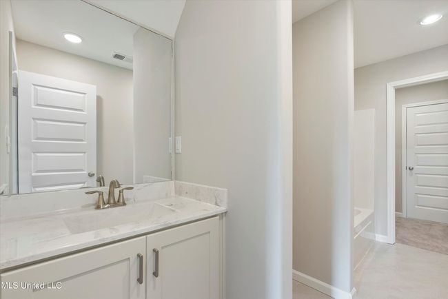 33-Bathroom 2 | Image 26