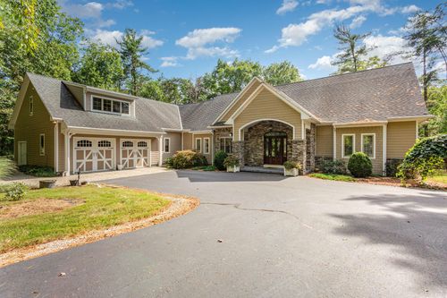 2130 Arapahoe Lane, Hide A Way Hills, OH, 43107 | Card Image