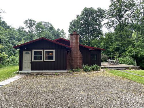 9652 Buckskin Rd, Poland, IN, 47868-7029 | Card Image
