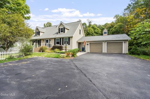 237 Moe Rd, Clifton Park, NY, 12065-6741 | Card Image