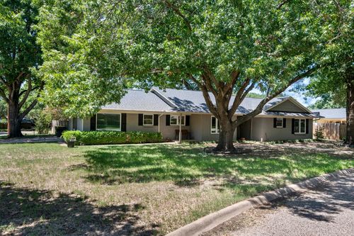 201 Delmore Dr, Hillsboro, TX, 76645-2322 | Card Image