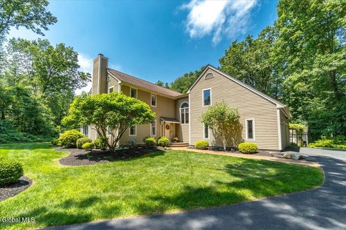 597 Grooms Rd, Clifton Park, NY, 12065-5902 | Card Image