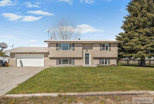 439 N Polson, Dubois, ID, 83423-7748 | Card Image