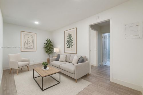 apt-8-2025 Bay Dr, Miami Beach, FL, 33141-4478 | Card Image