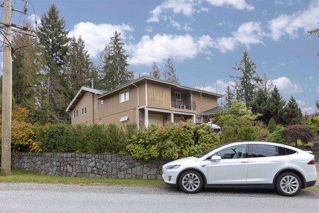 602 St. Andrews Road, House other with 6 bedrooms, 3 bathrooms and 6 parking in West Vancouver BC | Image 26