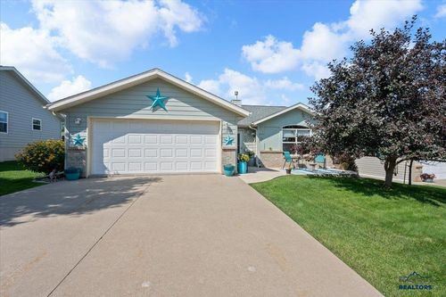 1807 Windmill Dr, Spearfish, SD, 57783-9499 | Card Image