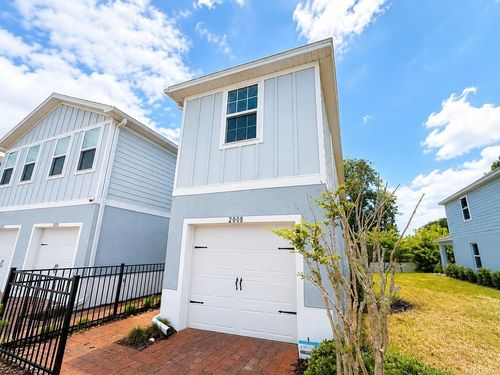 2008 Edison Pointe Blvd, SOUTH DAYTONA, FL, 32119-2558 | Card Image