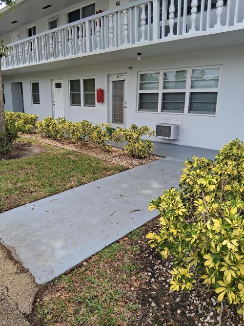 c-58 Sussex C, West Palm Beach, FL, 33417-1337 | Card Image