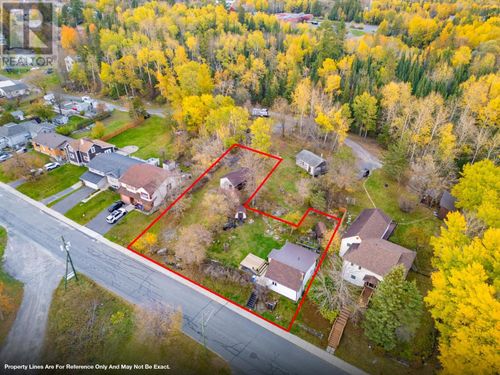 869 Fourth Ave S, Kenora, ON, P9N1Z9 | Card Image