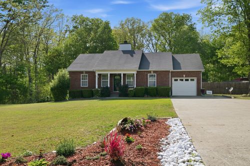 504 Daugherty Ln, Burns, TN, 37029-5693 | Card Image