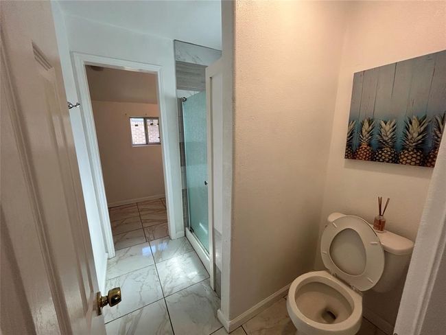 #2/2 Upstairs bathroom | Image 30
