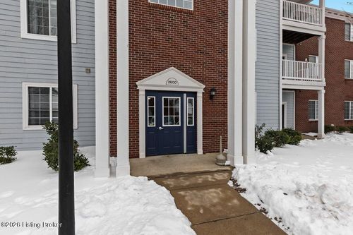 unit-303-2600 Aristocrat Pl, Louisville, KY, 40299 | Card Image