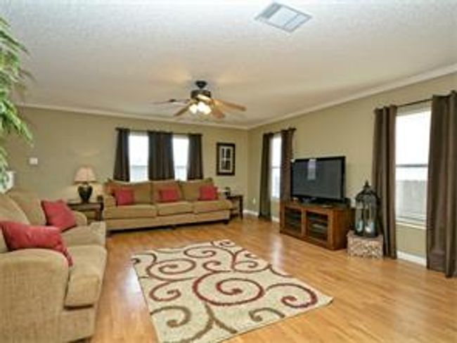 2408 Glen Field Dr, House other with 3 bedrooms, 3 bathrooms and 4 parking in Cedar Park TX | Image 4